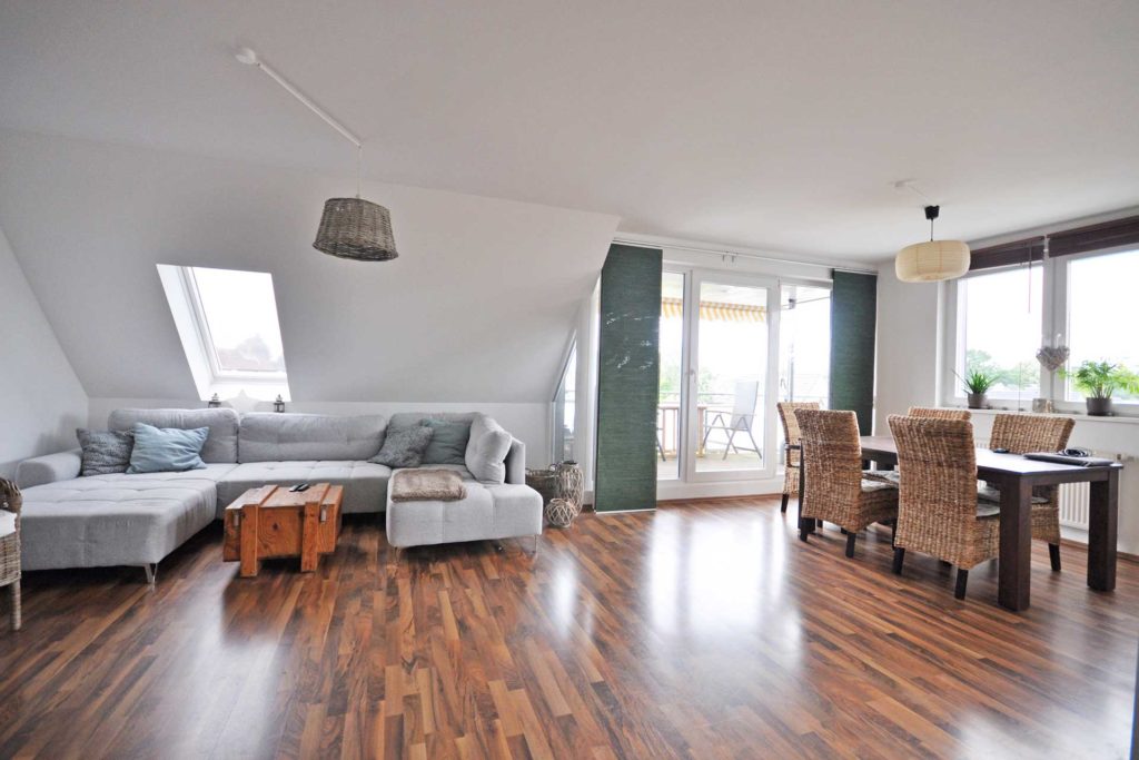 Moderne Wohnung mit offenem Raumkonzept in Hamburg-Farmsen