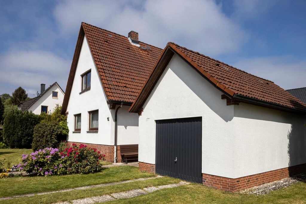 Einfamilienhaus mit Garage in Hamburg-Sasel